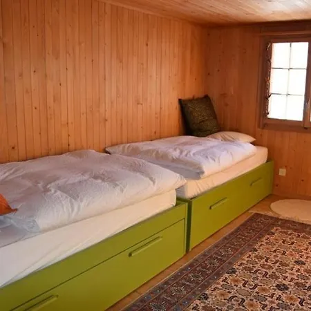Sleeps 8 Wifi アパート *